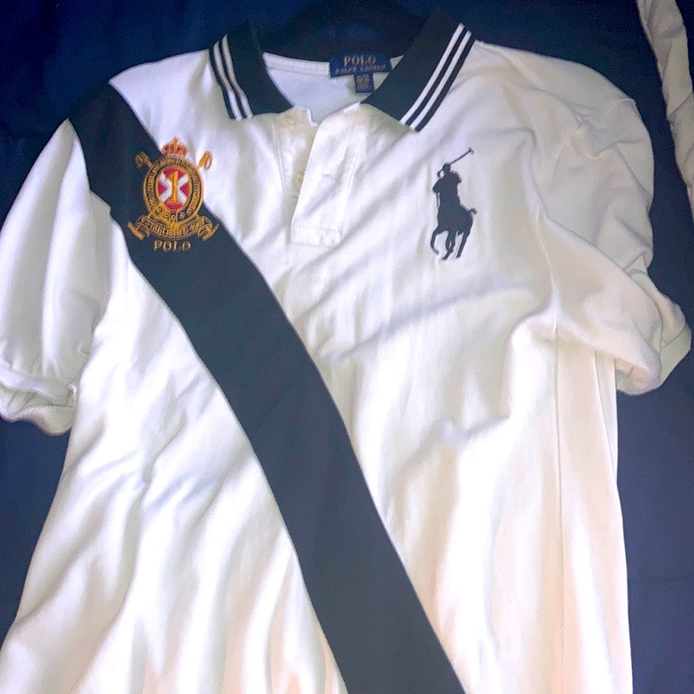 2 polos